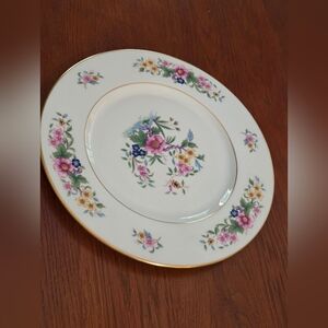 FOUR(4) LENOX USA AVON S-300 DINNER PLATES